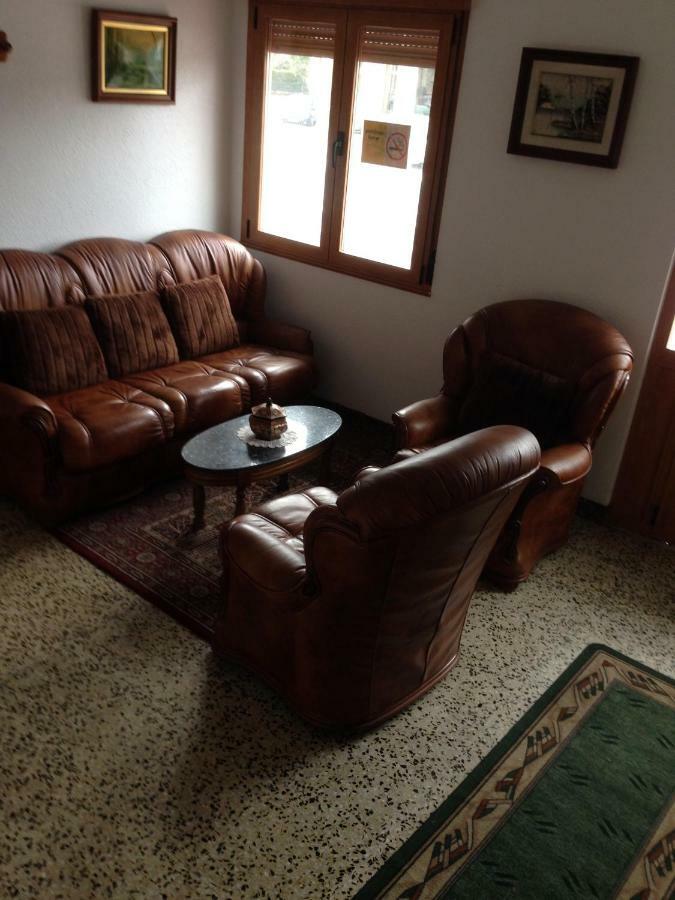 Pension Glorioso Hostel Picaraña Екстериор снимка